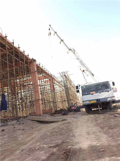 滦州市25 吨、50 吨吊车怎么选？多大重量 / 半径适合对应车型？